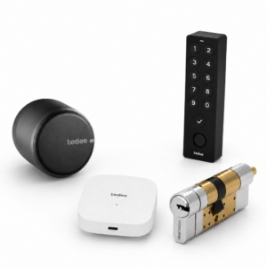 Tedee PRO Smart Lock for European Multipoint Doors Essential Kit